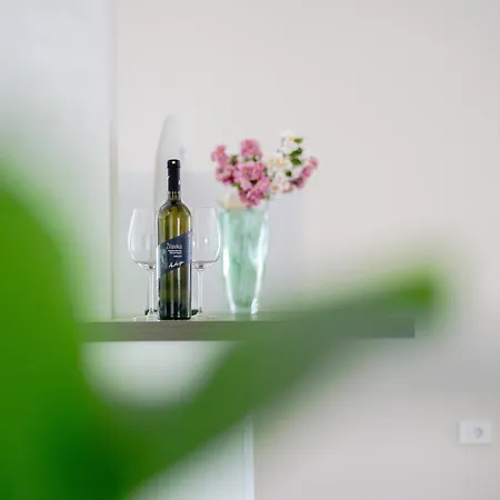 Olivia - Private Jacuzzi Apartment Medjugorje